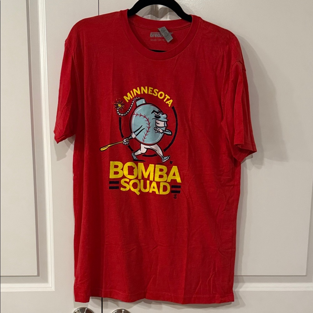 Never worn Minnesota Bomba Squad Red Graphic Tee size L